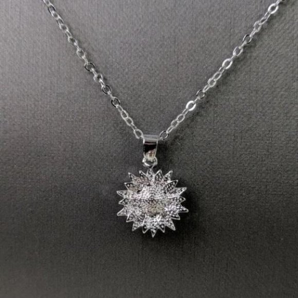 Crystal Star Necklace Set - Picture 5 of 6